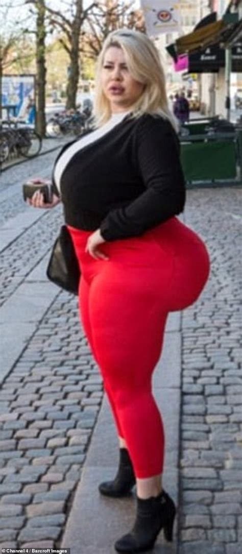 women with biggest asses|Woman Trying for World’s Biggest Butt .